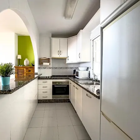 First Line Apartmán
